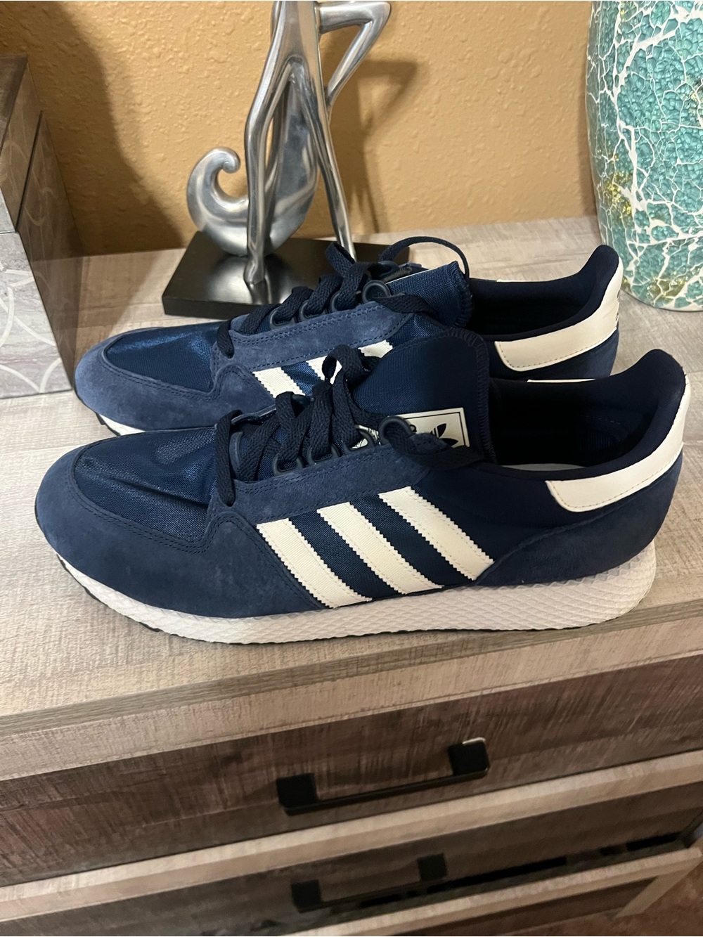 Adidas sneakers sz 12